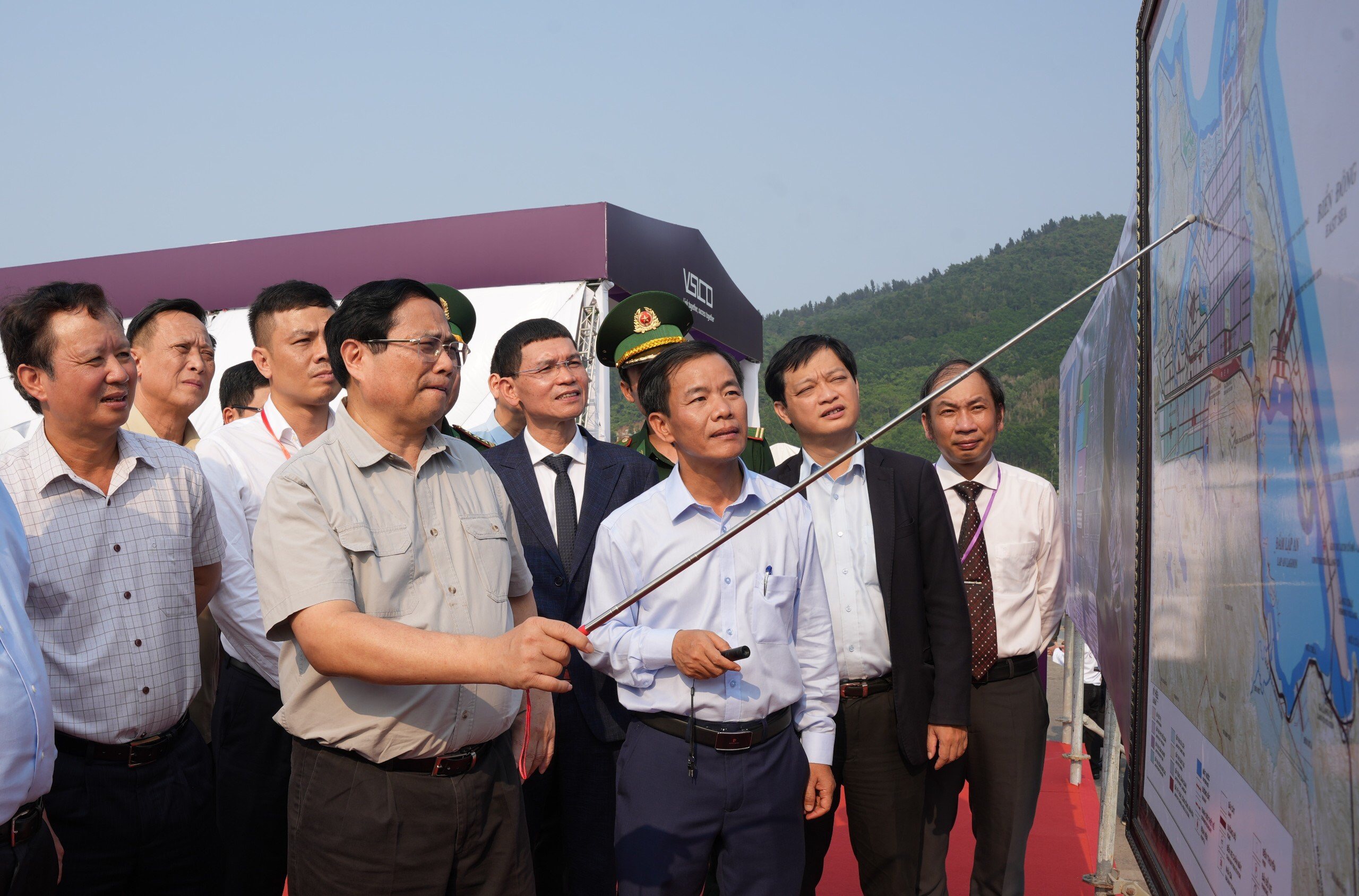 Đầu tư gần 1 680 tỷ đồng xây dựng bến số 4 và 5 cảng Vsico Chân Mây