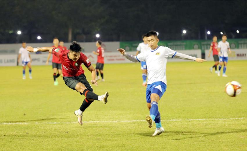 Thua Trường Tươi Bình Phước, CLB Huế lại yên phận