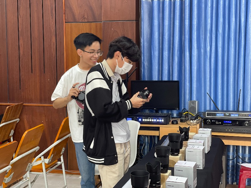 Khám phá AI với nhiếp ảnh Nghệ thuật và Thương mại