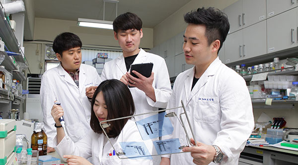 Con gái có nên học nuôi trồng thủy sản