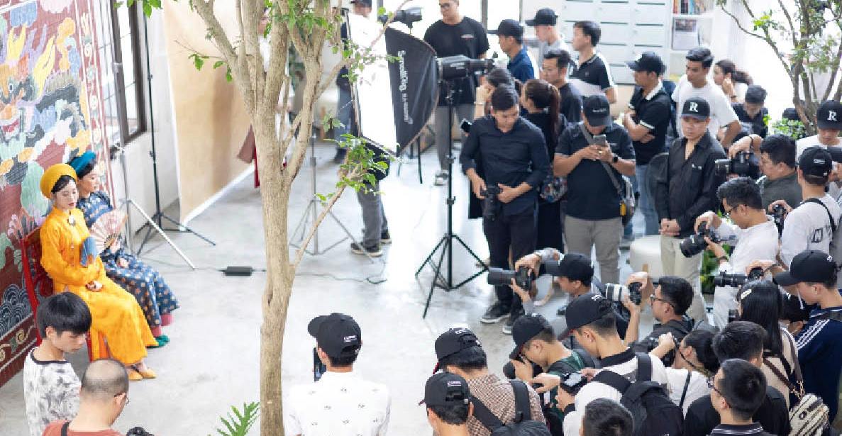 “Ánh sáng kinh đô” và cổ phục việt