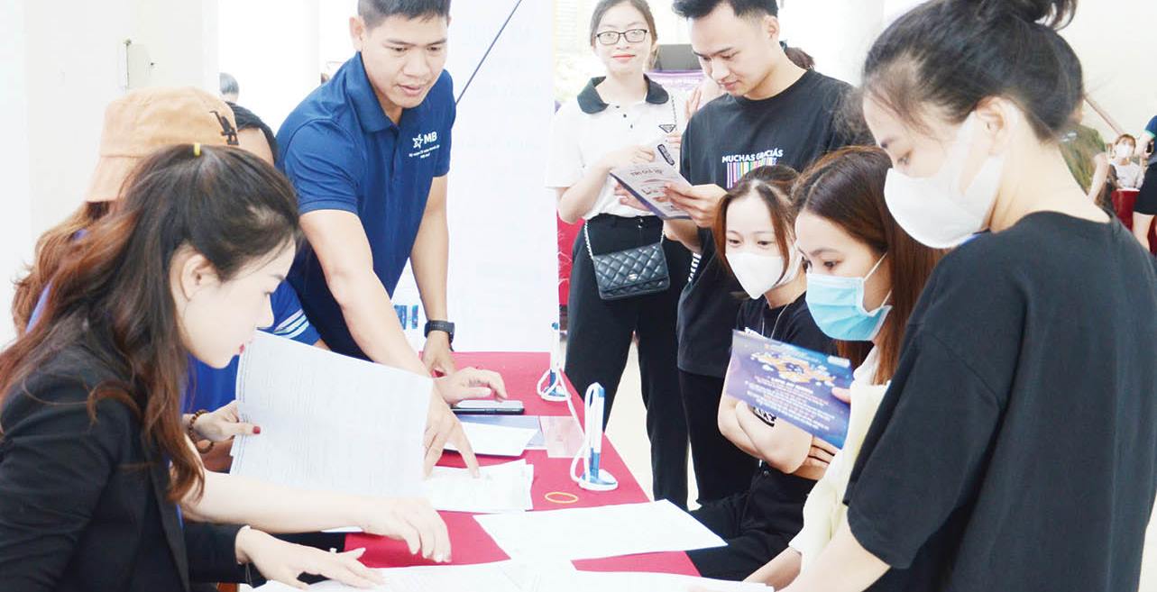 Nâng chất lượng đầu ra để tăng tỷ lệ có việc làm