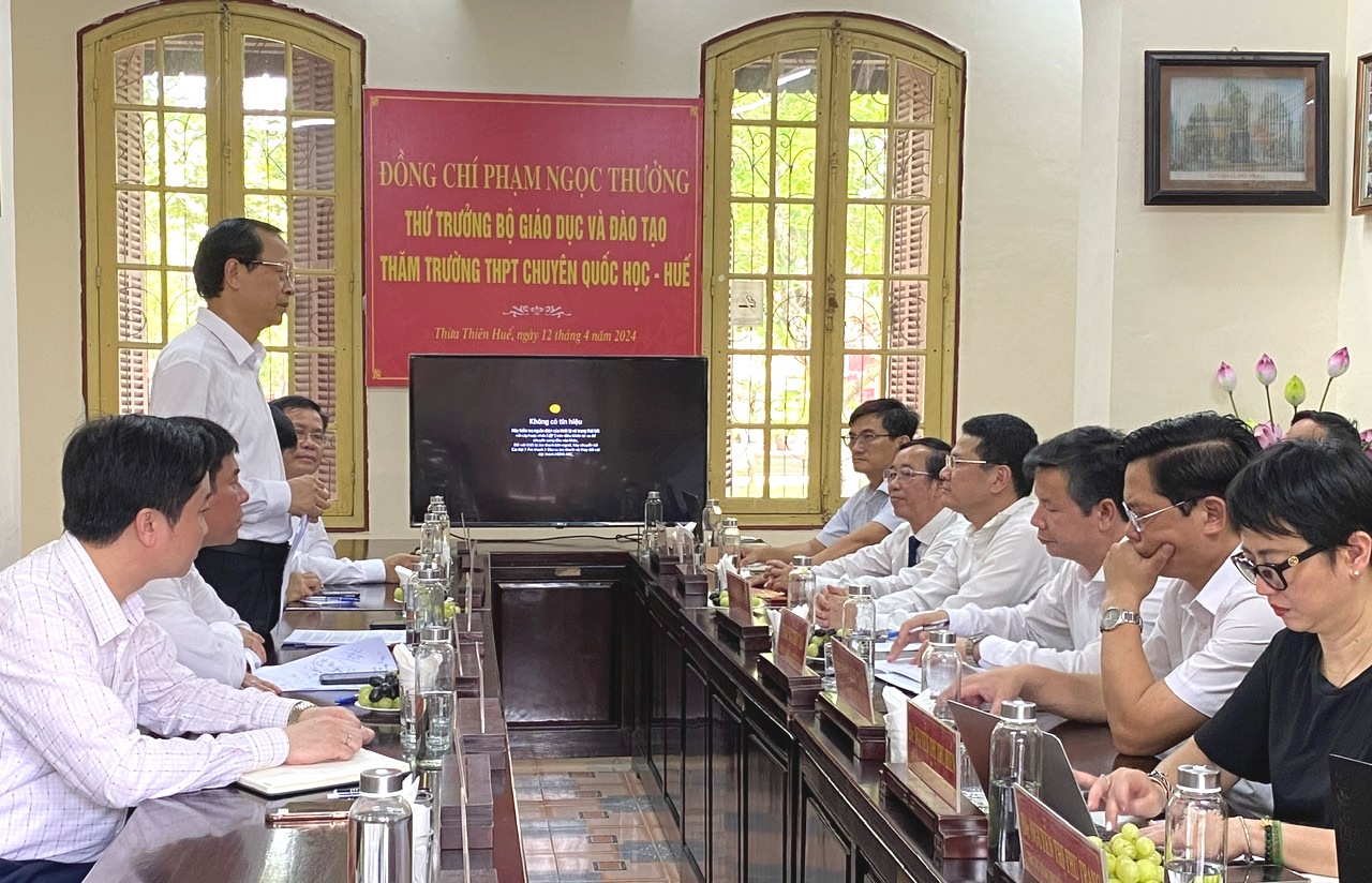 Trường THPT chuyên Quốc Học – Huế là nguồn lực đào tạo, ươm mầm khát vọng