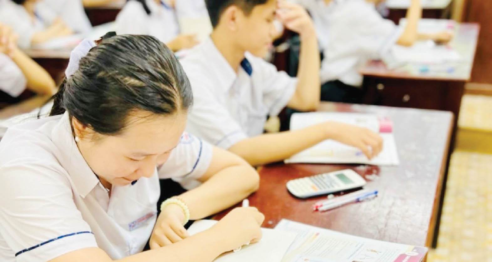 Để ôn thi các môn khoa học xã hội hiệu quả