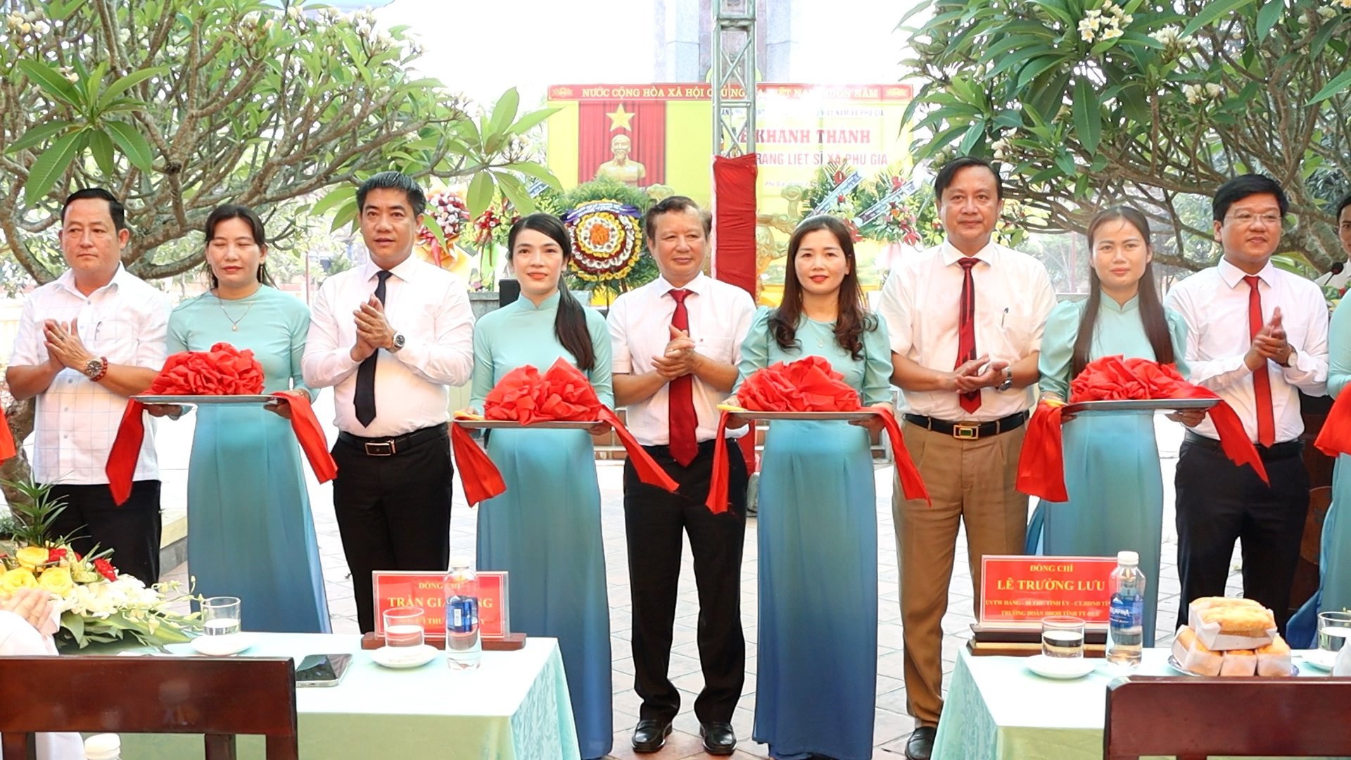 Khánh thành Nghĩa trang liệt sĩ xã Phú Gia