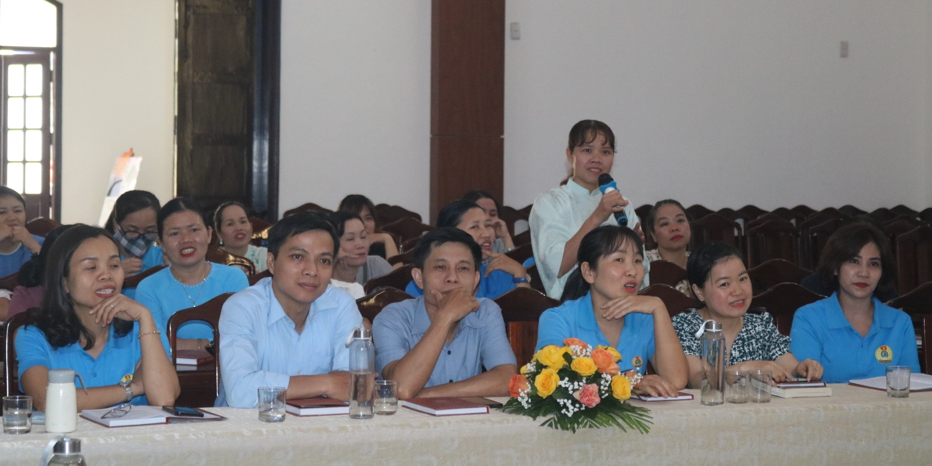 Chia sẻ giá trị của sách đến đoàn viên, người lao động