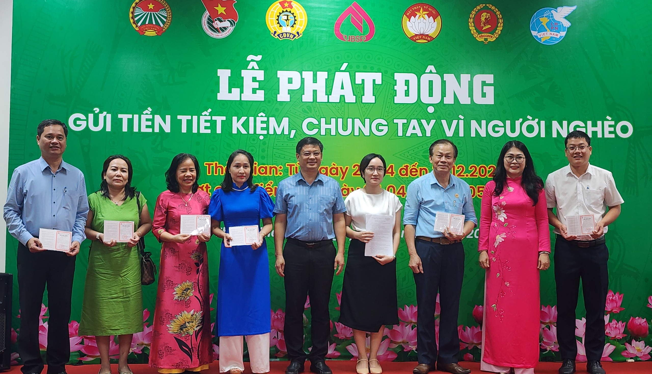 “Gửi tiết kiệm chung tay vì người nghèo