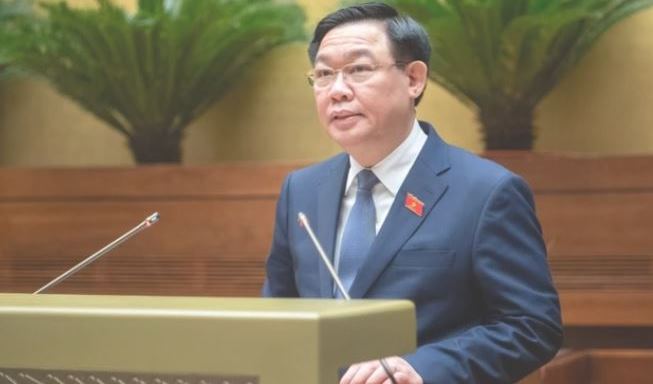 Ban Chấp hành Trung ương Đảng đồng ý để đồng chí Vương Đình Huệ thôi giữ các chức vụ được phân công