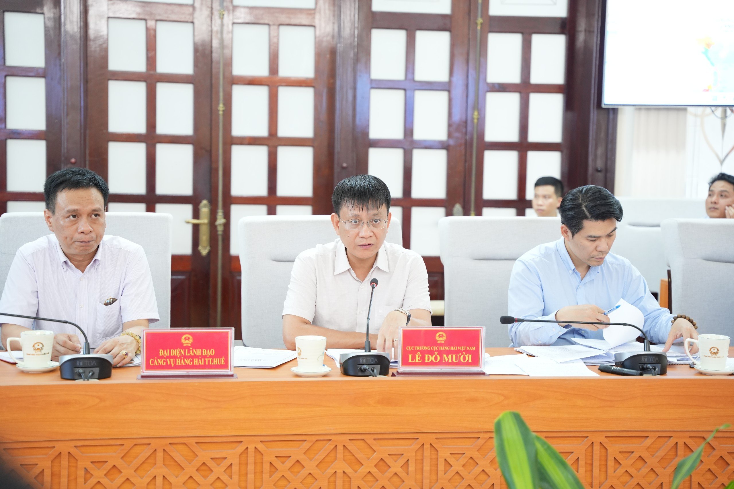 Nâng cao năng lực hiệu quả khai thác các bến cảng