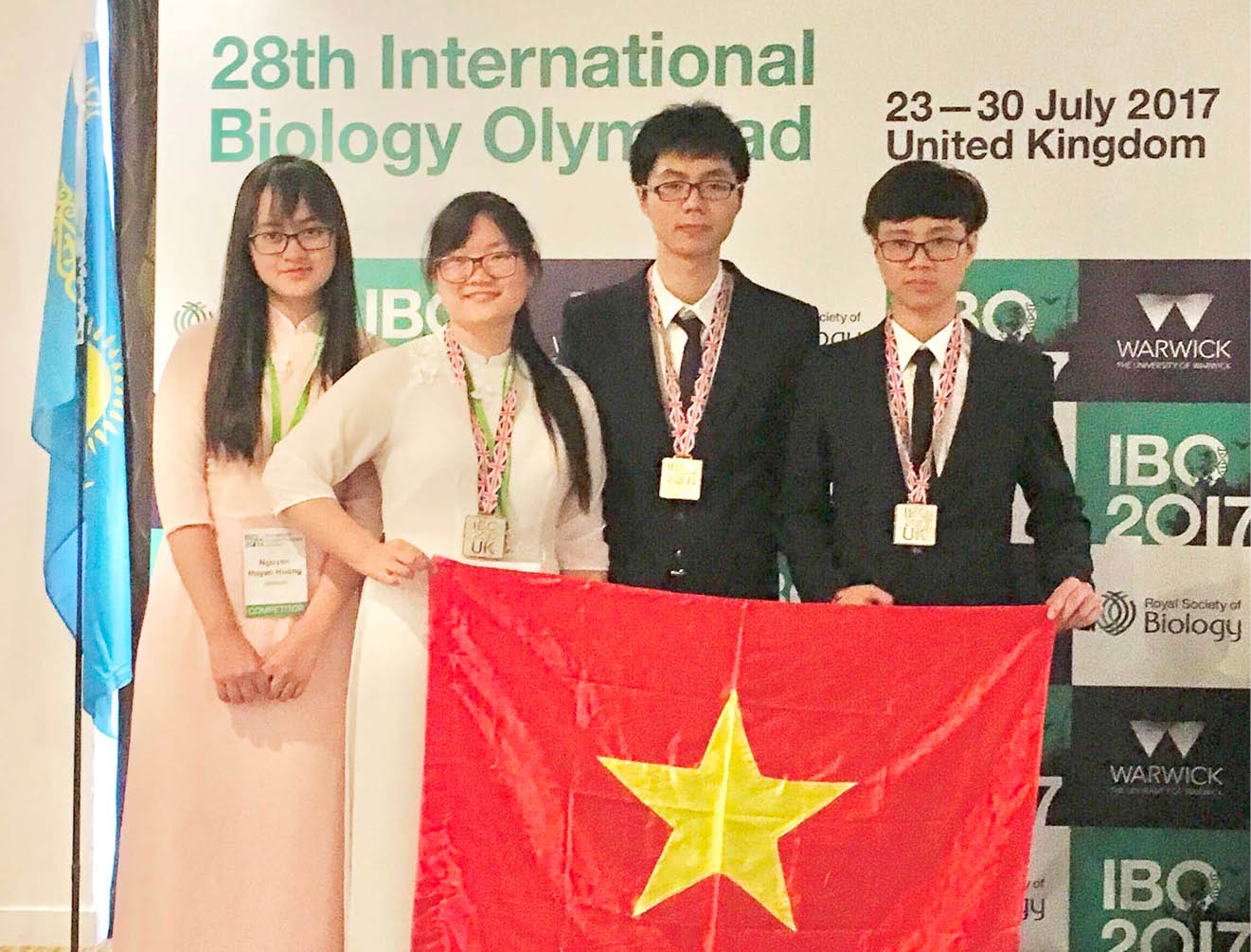 Đầu tư cho học sinh đi thi quốc tế