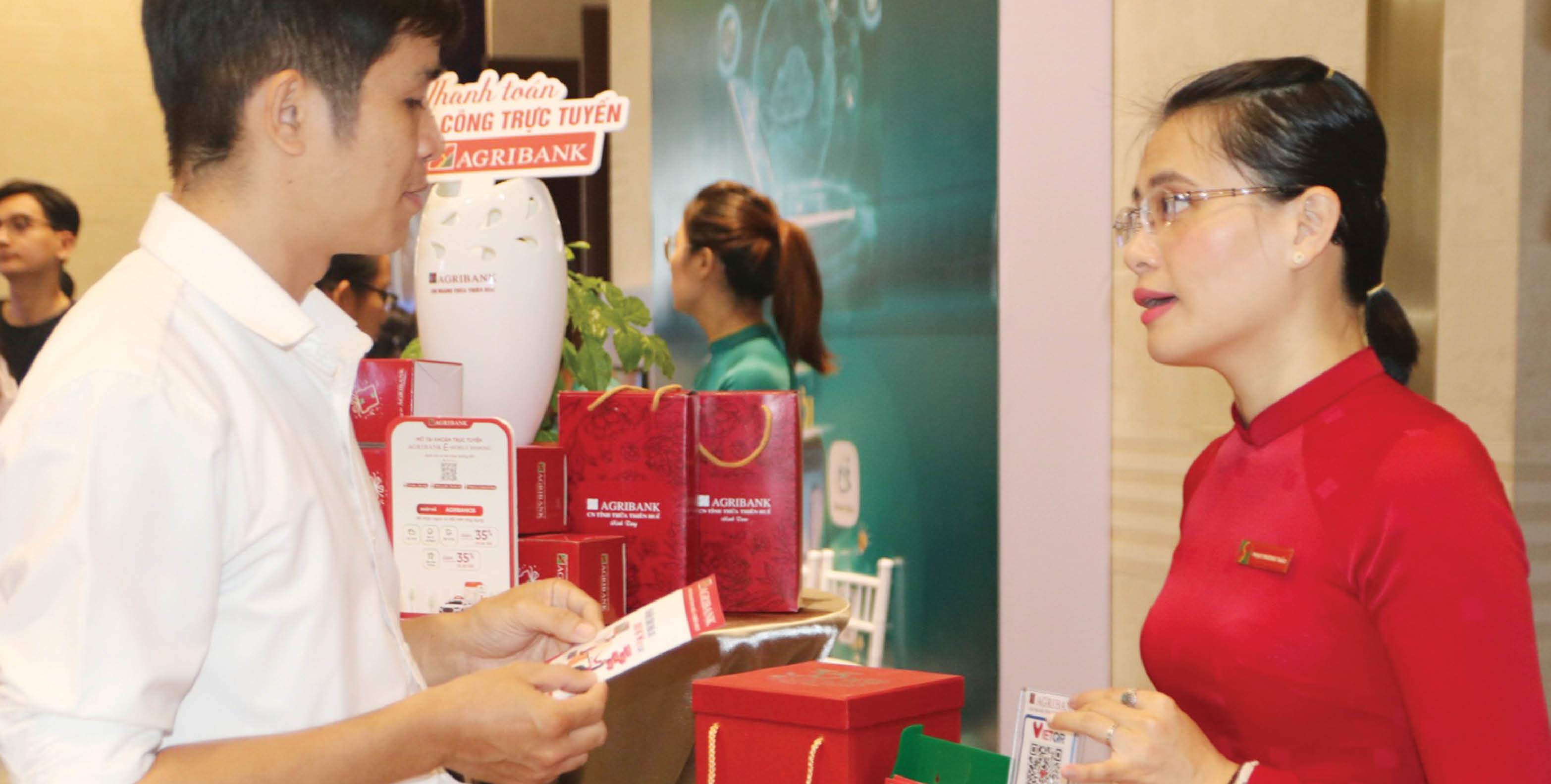 Để không có vùng trắng tín dụng