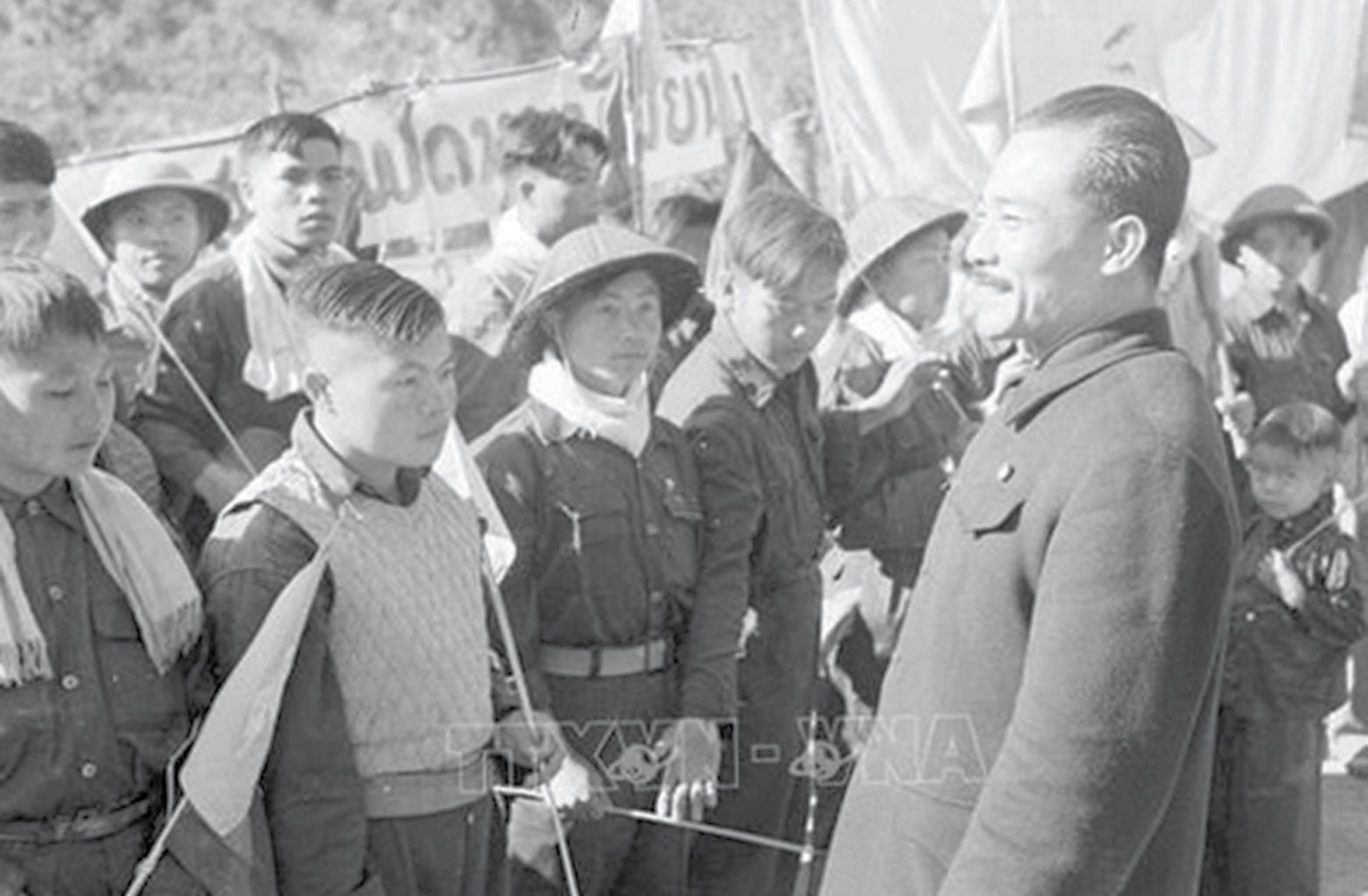 Ba cây chụm lại  sức mạnh chiến thắng