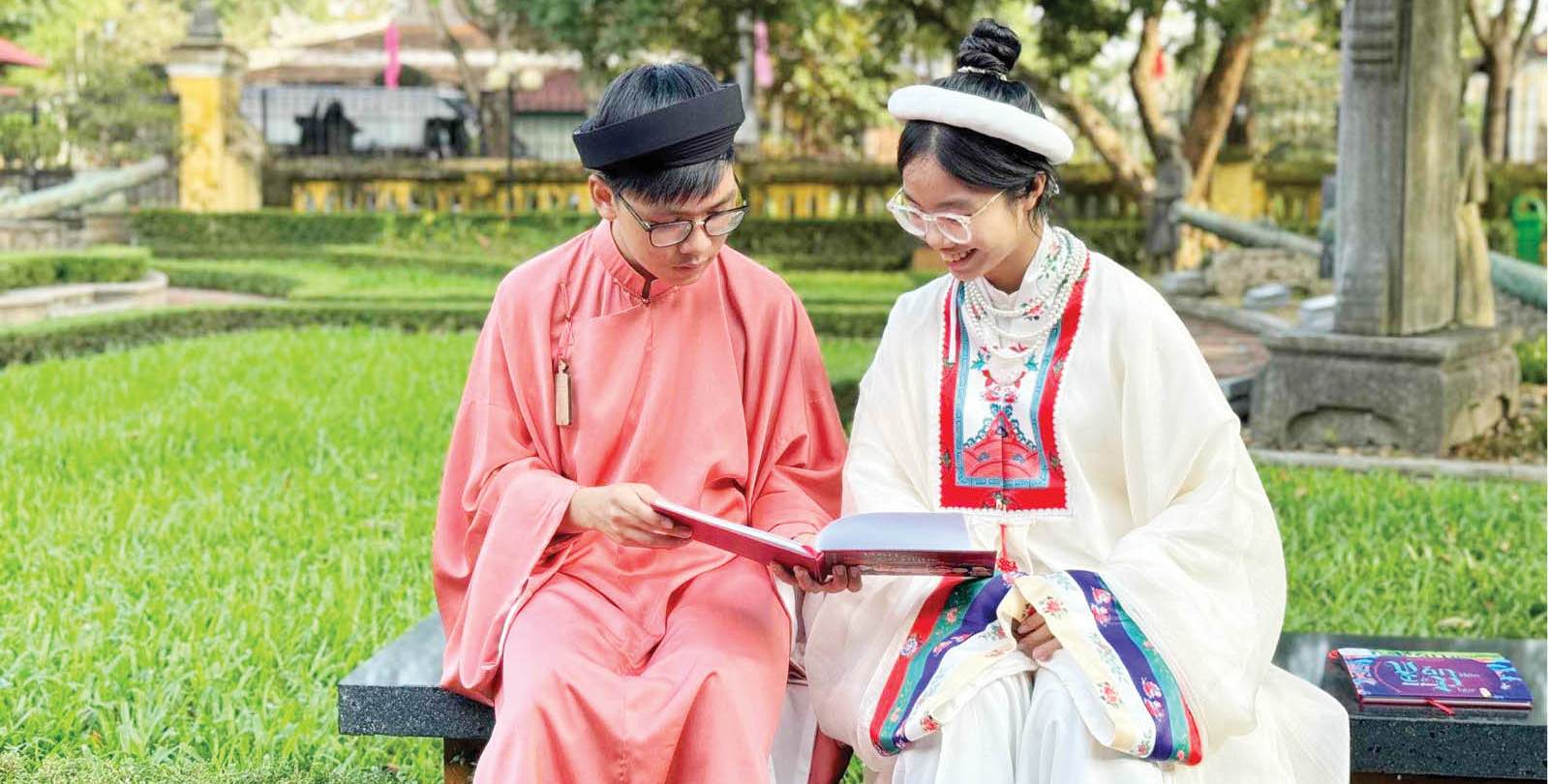 Cổ phục  học đường