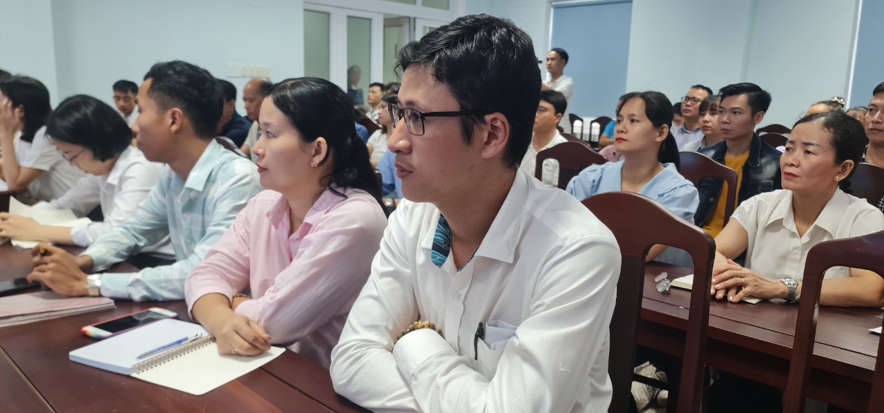 Tập huấn An toàn vệ sinh lao động cho cán bộ công đoàn cơ sở