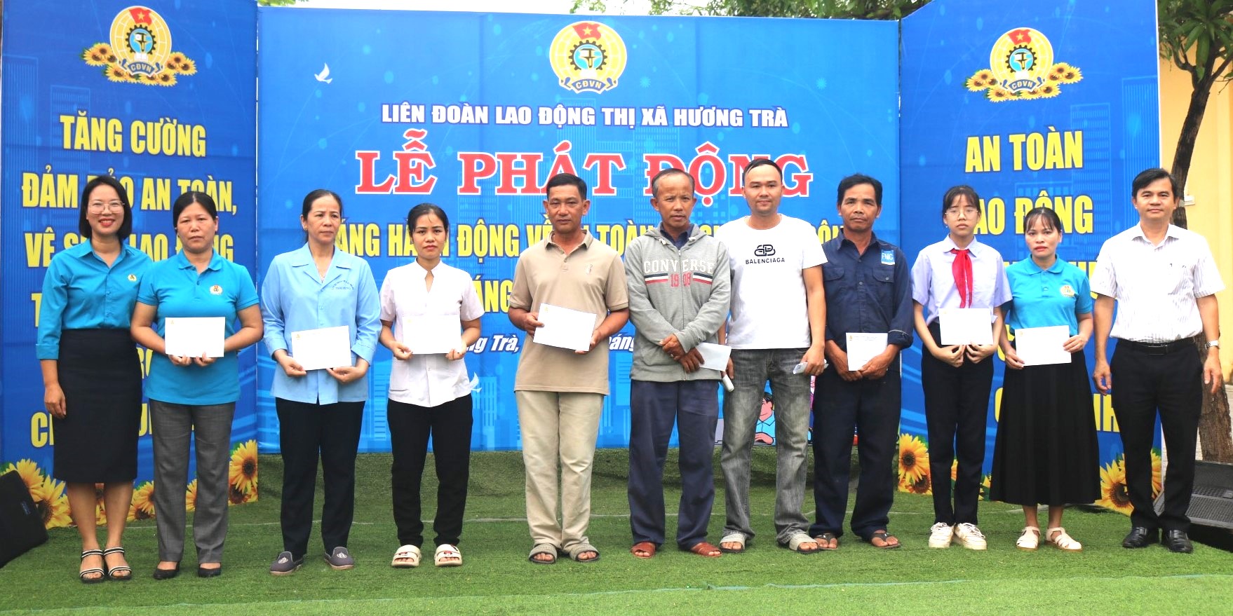 Thị xã Hương Trà phát động Tháng Công nhân