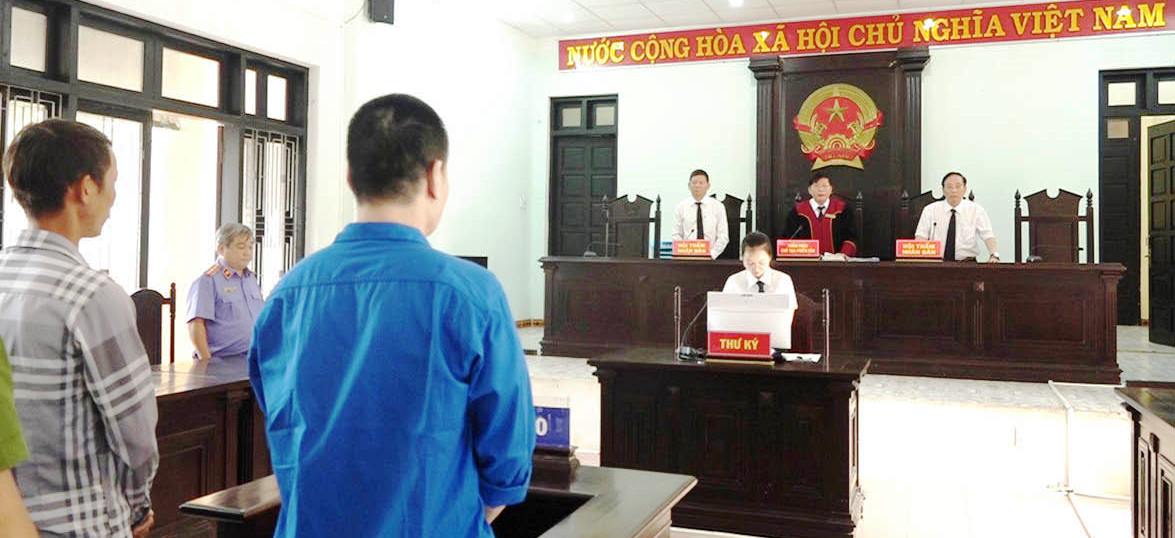 Bài học từ việc ép bạn uống bia