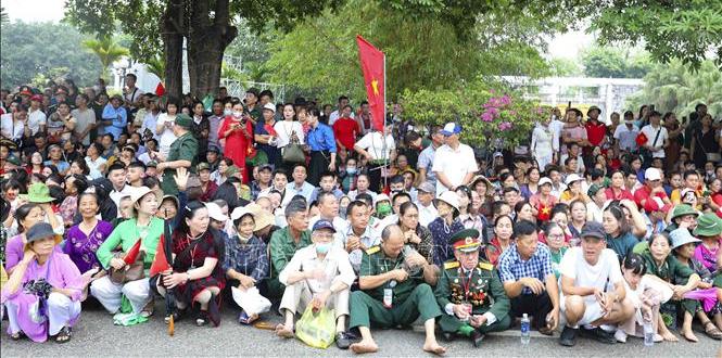 Điện Biên rộn ràng trước giờ khai lễ