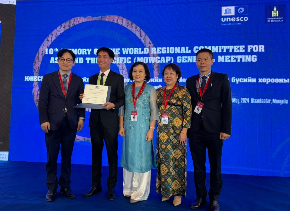 Bản đúc trên cửu đỉnh được ghi danh di sản tư liệu thế giới