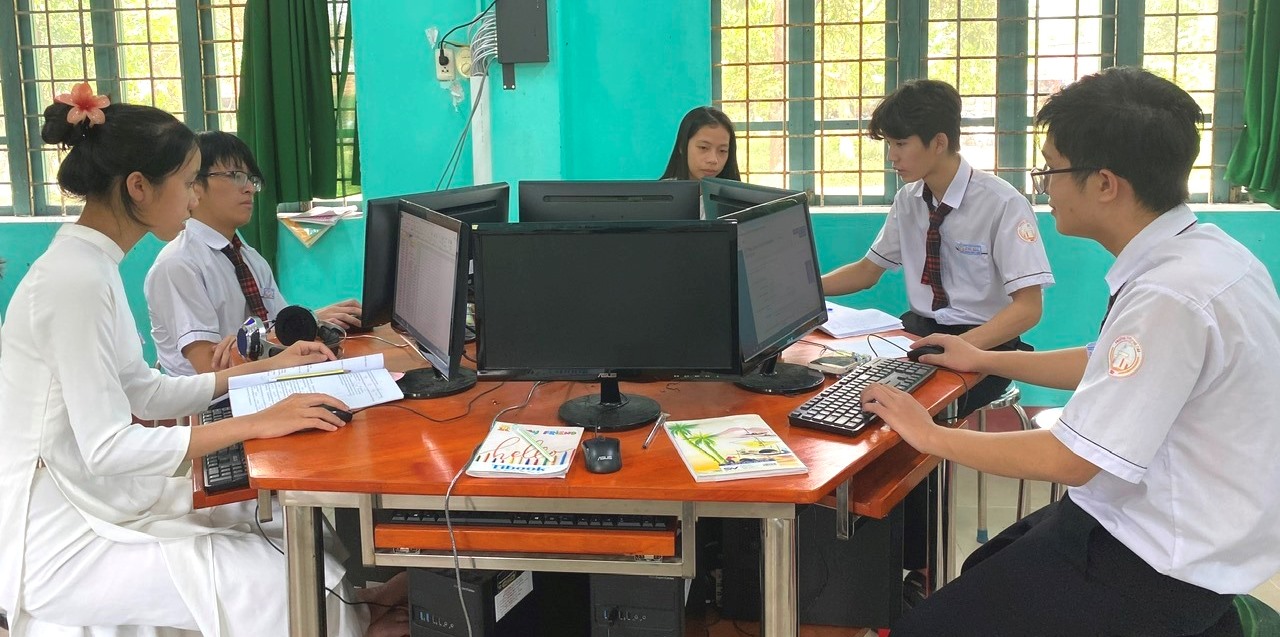 Hoàn tất việc đăng ký dự thi tốt nghiệp trung học phổ thông