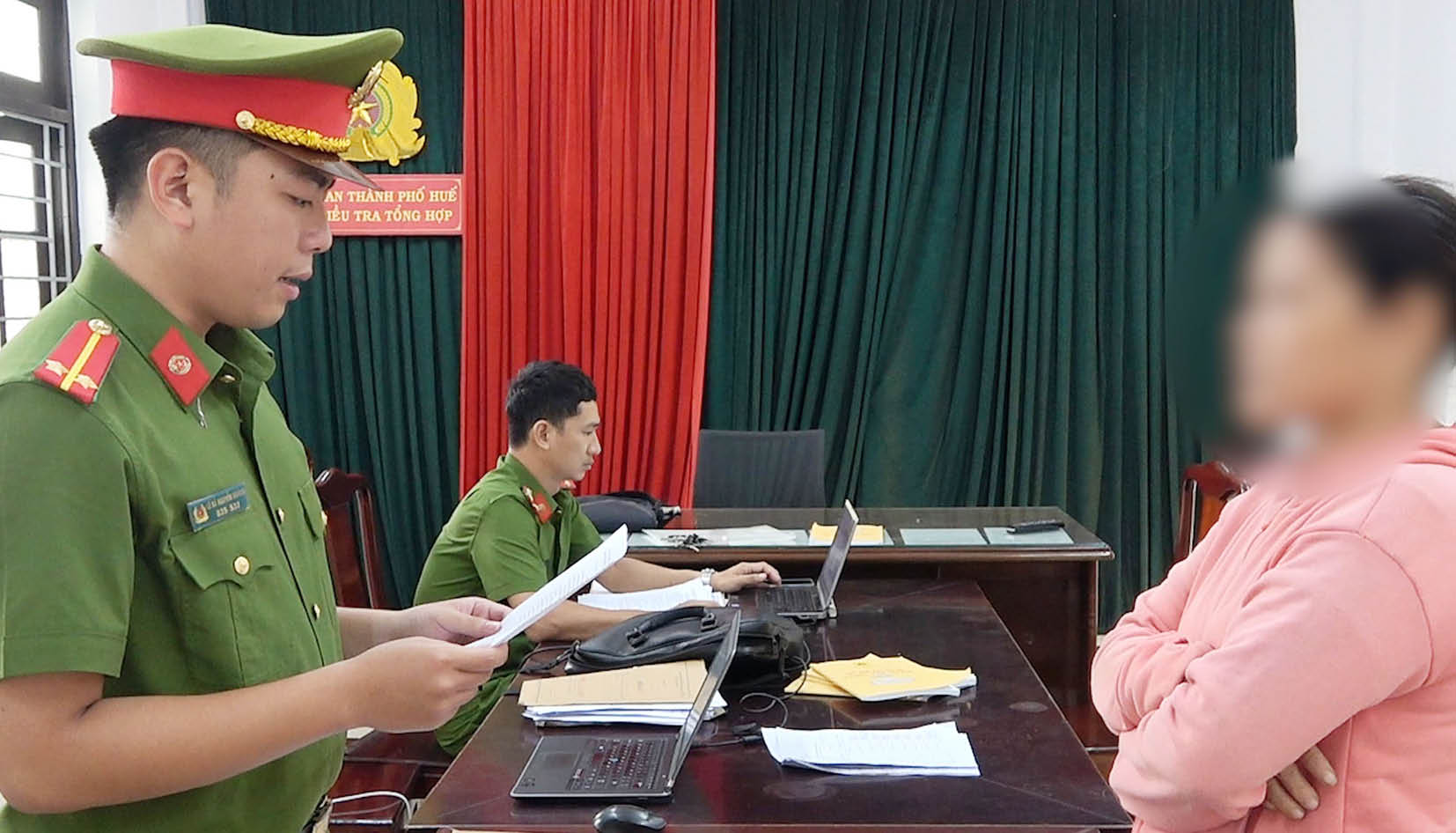 Không giao xe cho người chưa đủ điều kiện điều khiển