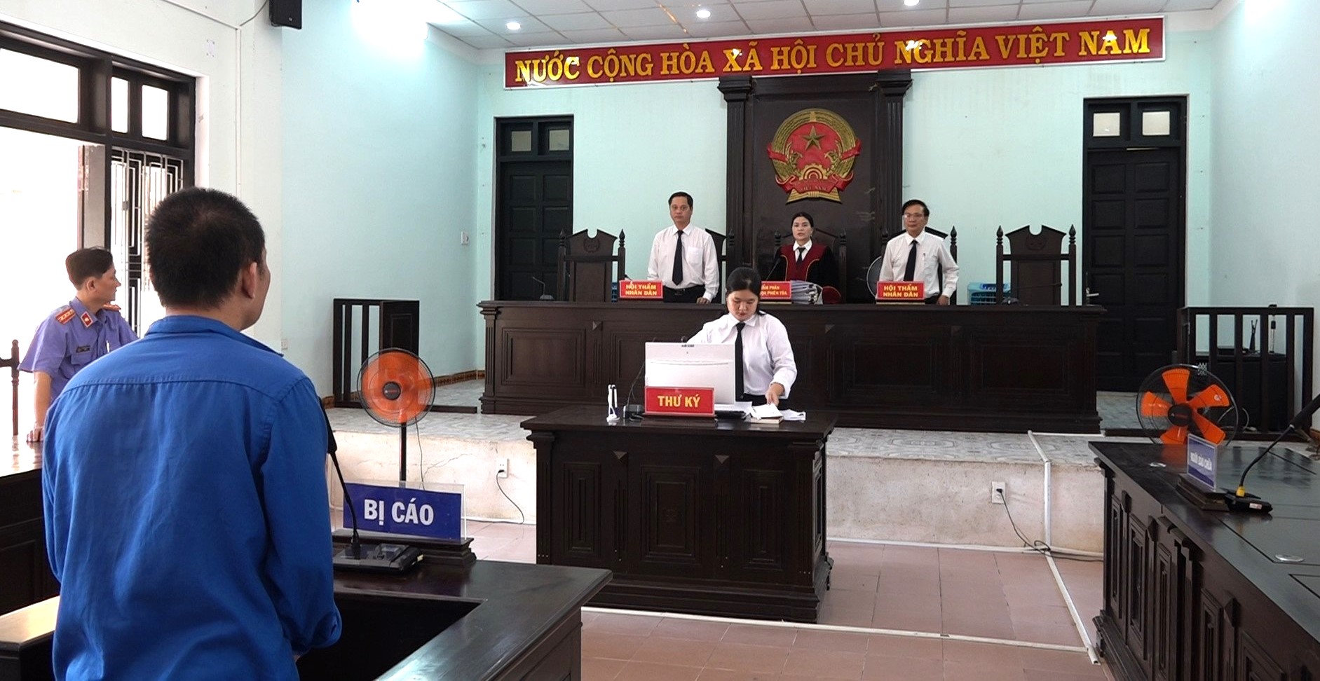 “Siêu trộm” đánh bạc qua mạng lĩnh án 8 năm tù