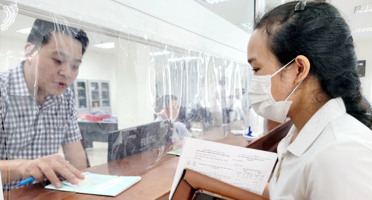 Mạo danh cán bộ bảo hiểm xã hội gọi điện thoại tặng quà