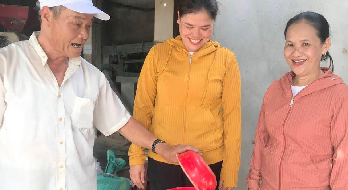 “Hũ gạo tình thương” lan tỏa những điều tốt đẹp