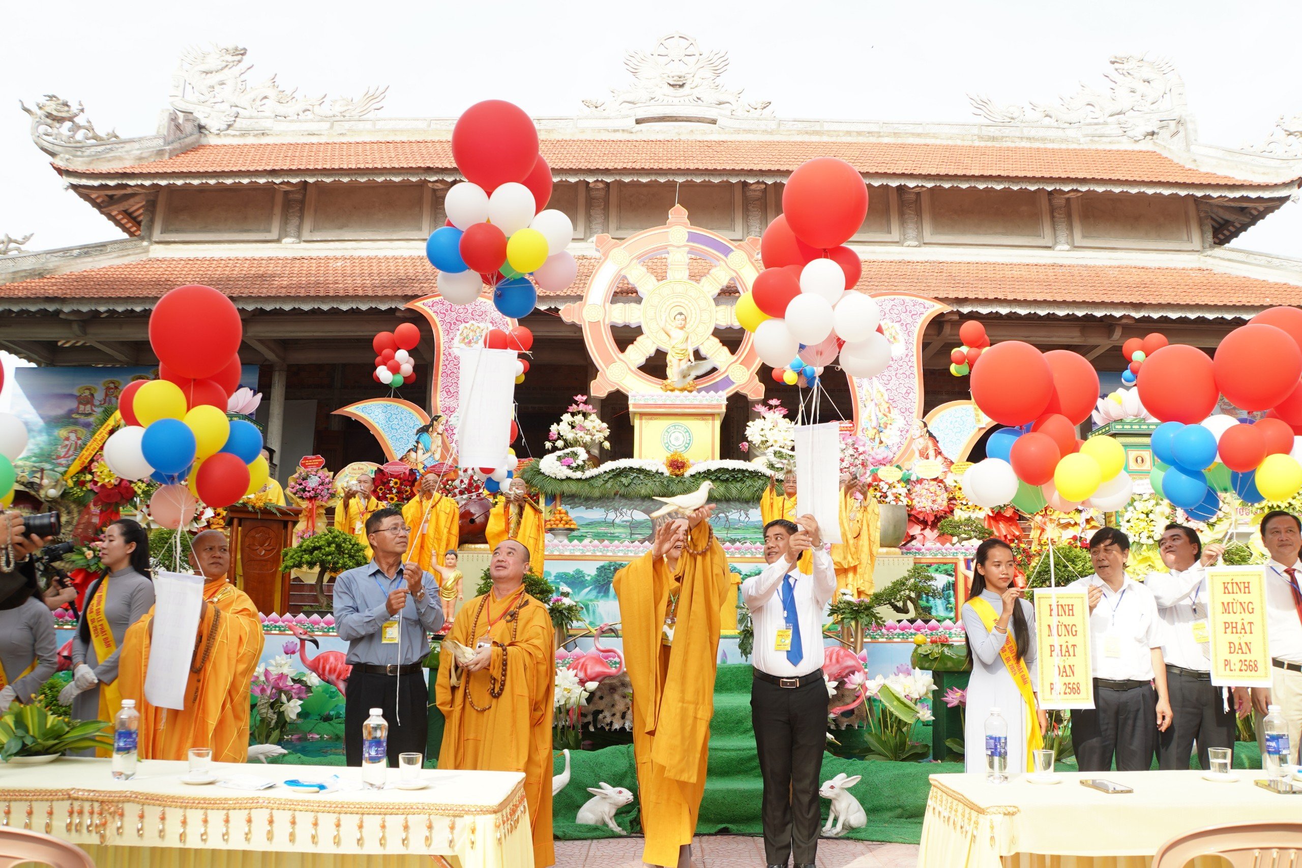 Trang trọng đại lễ Phật đản Phật lịch 2568