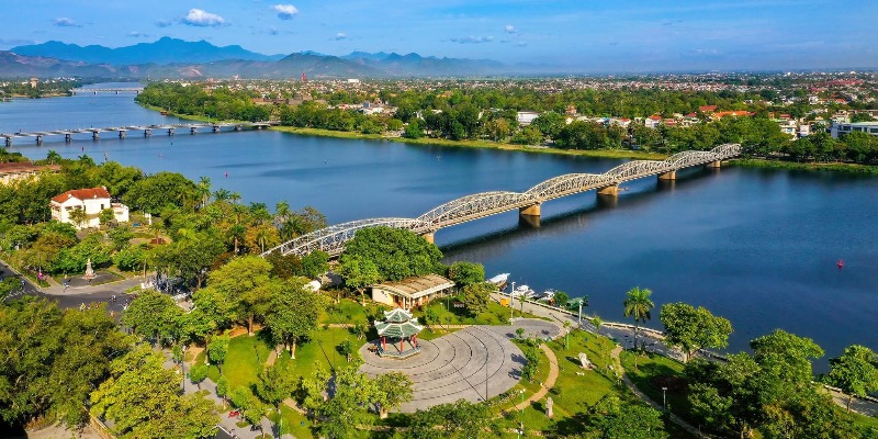 Cam kết Quốc gia tự quyết định và phát triển bền vững