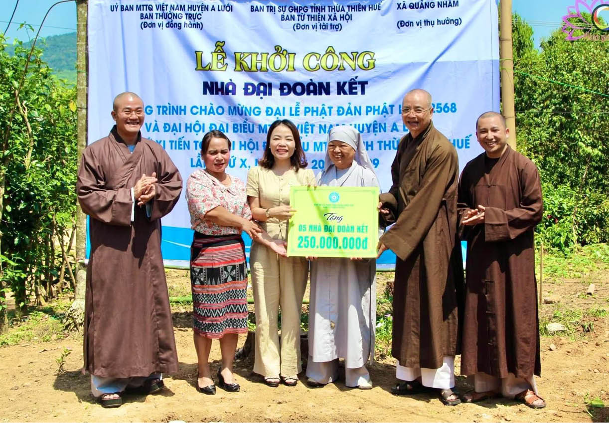 Nhà Đại đoàn kết cho người nghèo vùng biên