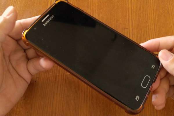 Điện thoại Samsung bị mất nguồn