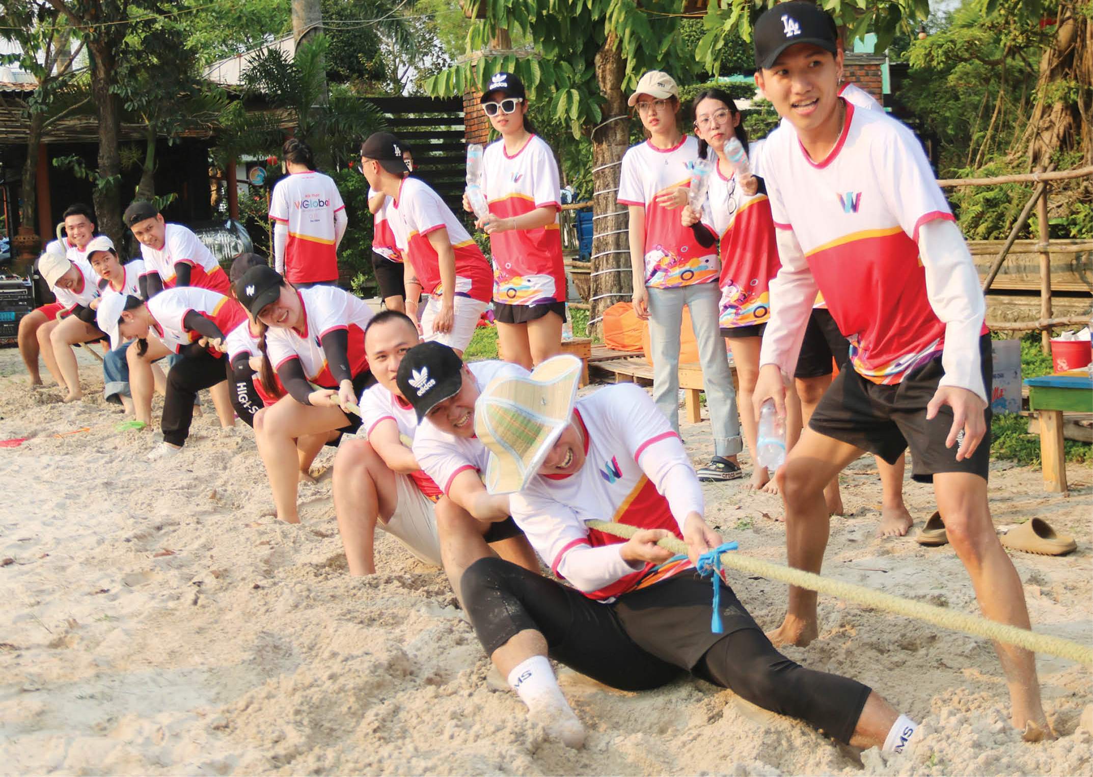 “Lên ngôi” tour du lịch nội vùng, đường bộ