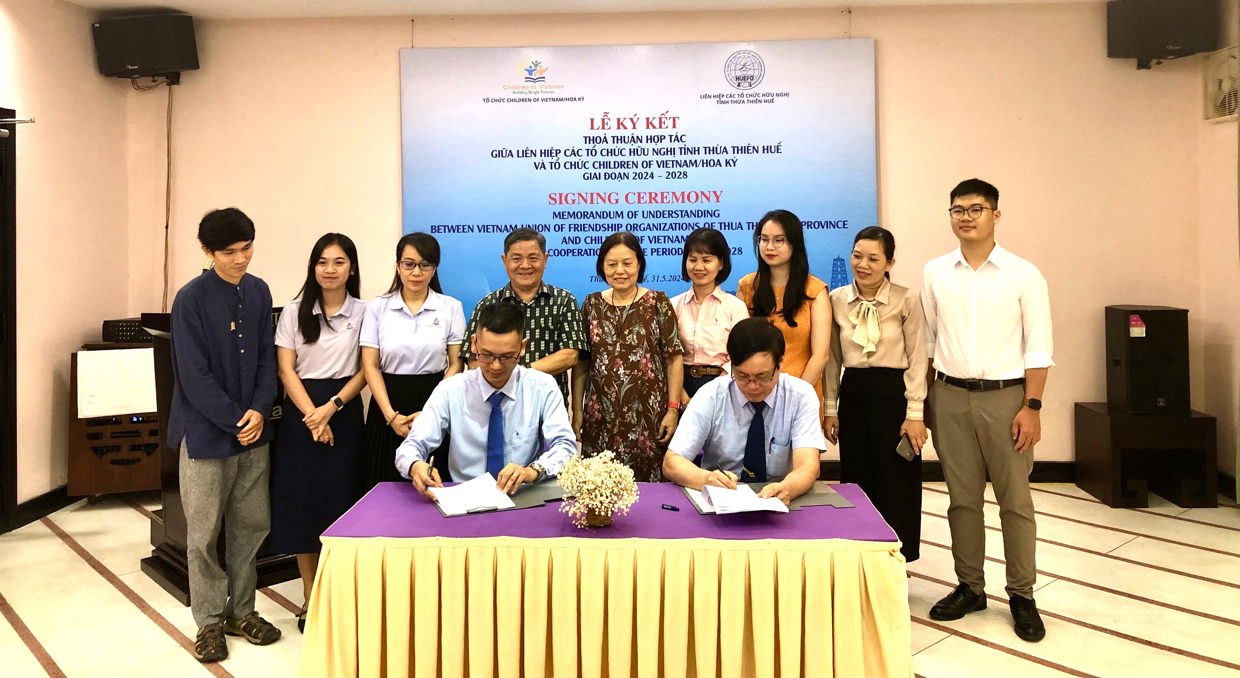 Ký kết hợp tác hỗ trợ trẻ em, học sinh khó khăn