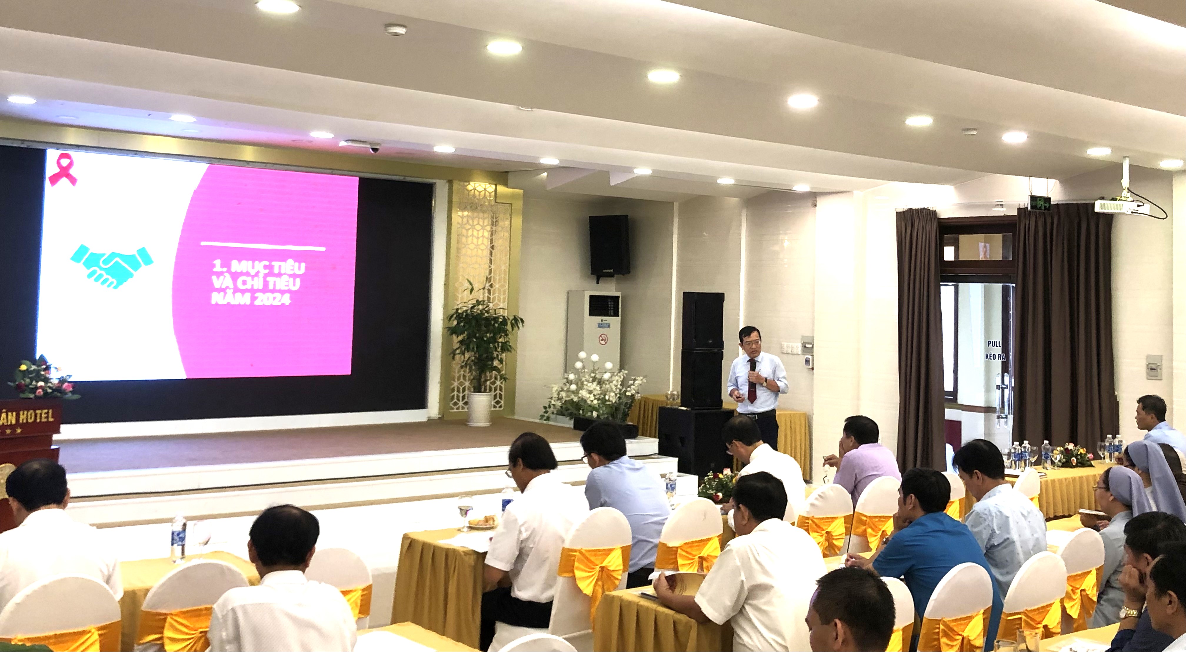 Khống chế tỷ lệ nhiễm HIV trong cộng đồng dưới 0,1