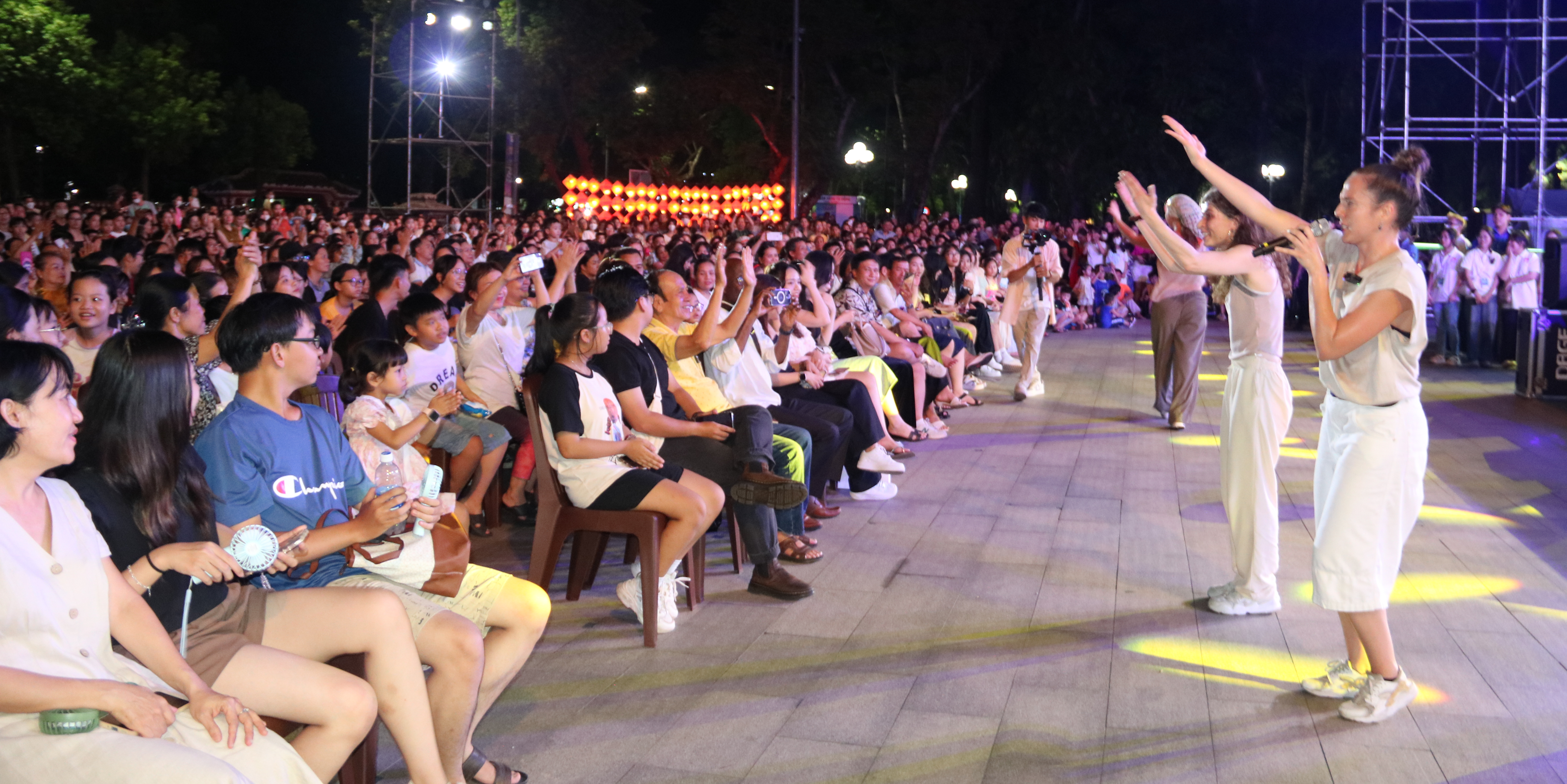 Trẻ hơn nhờ những bữa tiệc âm nhạc