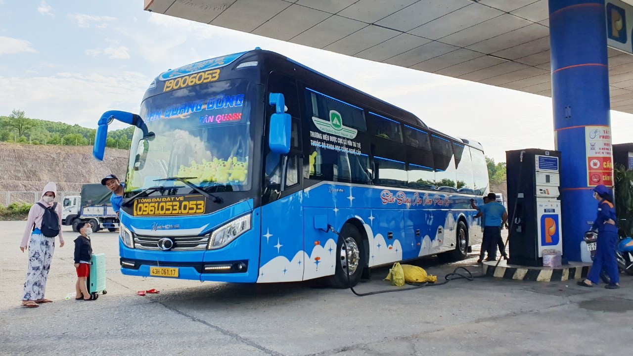 Xăng, dầu đồng loạt tăng giá