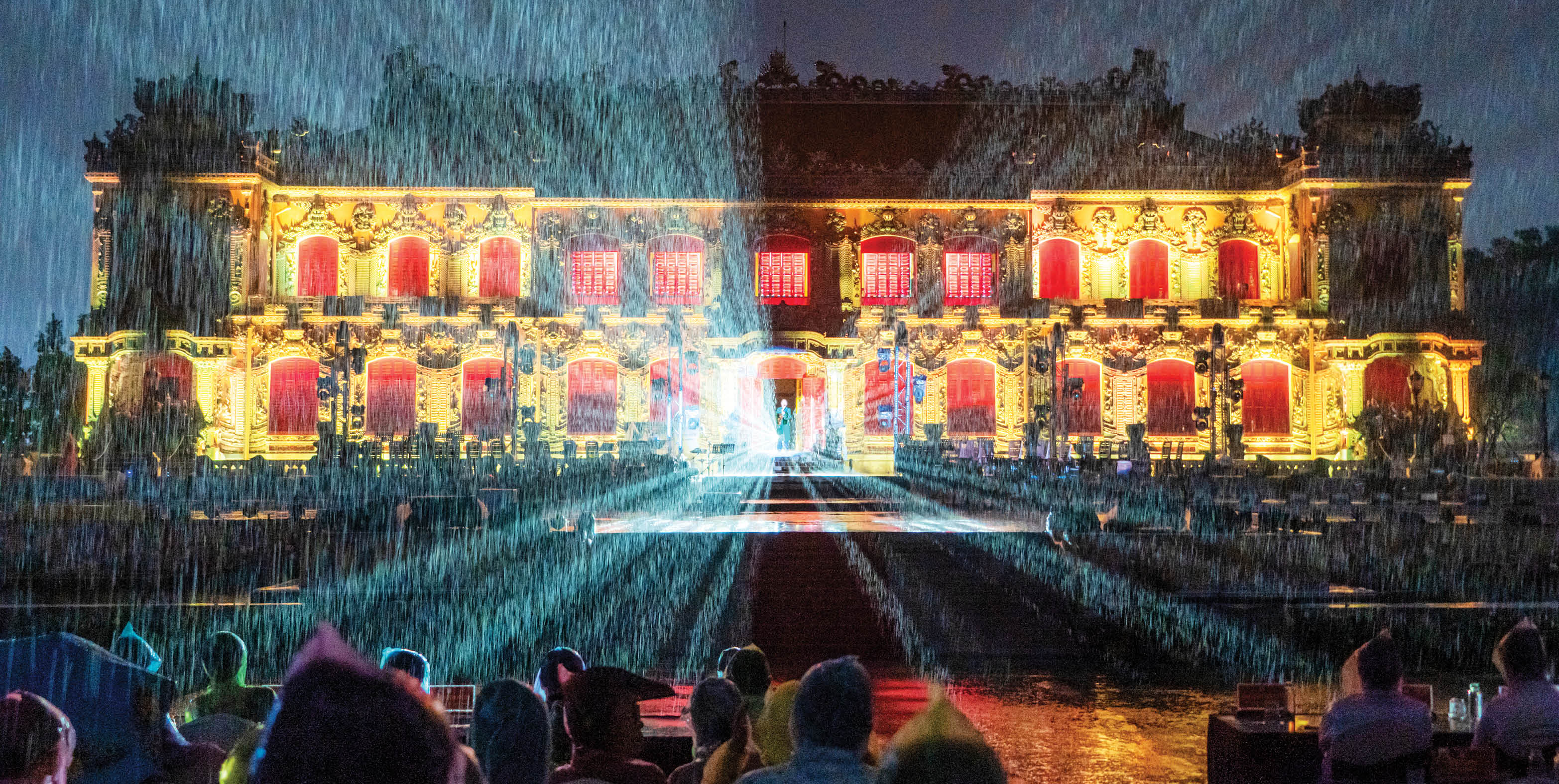 Thăng hoa trong mưa