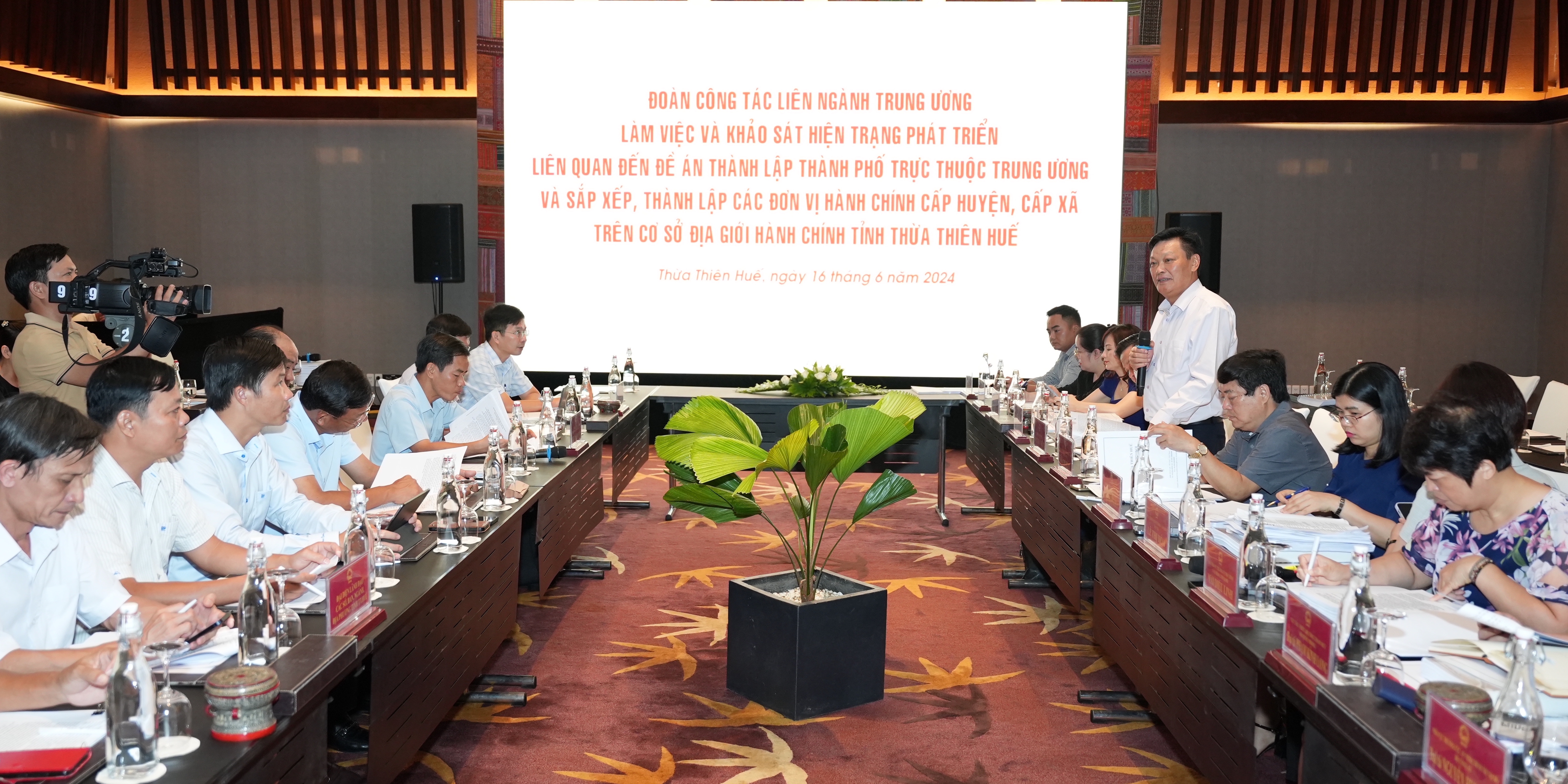 Gấp rút hoàn thiện hồ sơ Đề án thành lập thành phố trực thuộc Trung ương