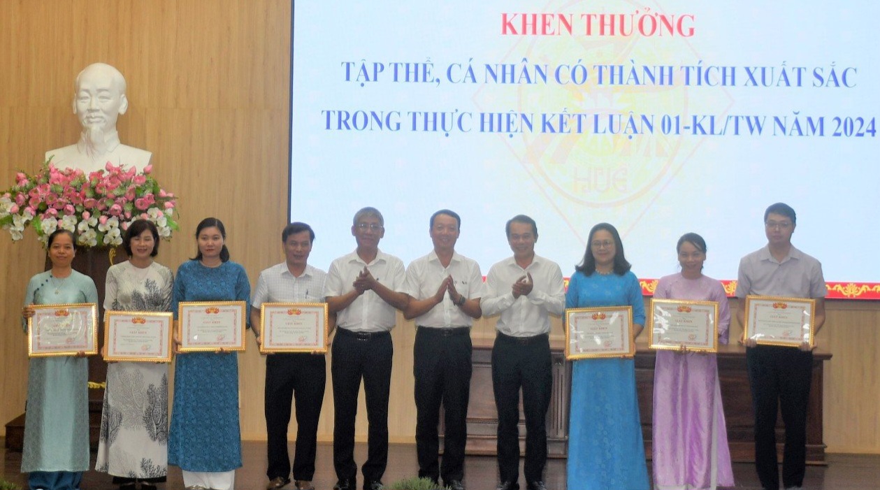 Nỗ lực hoàn thành các chỉ tiêu liên quan đến Đề án thành lập thành phố trực thuộc Trung ương