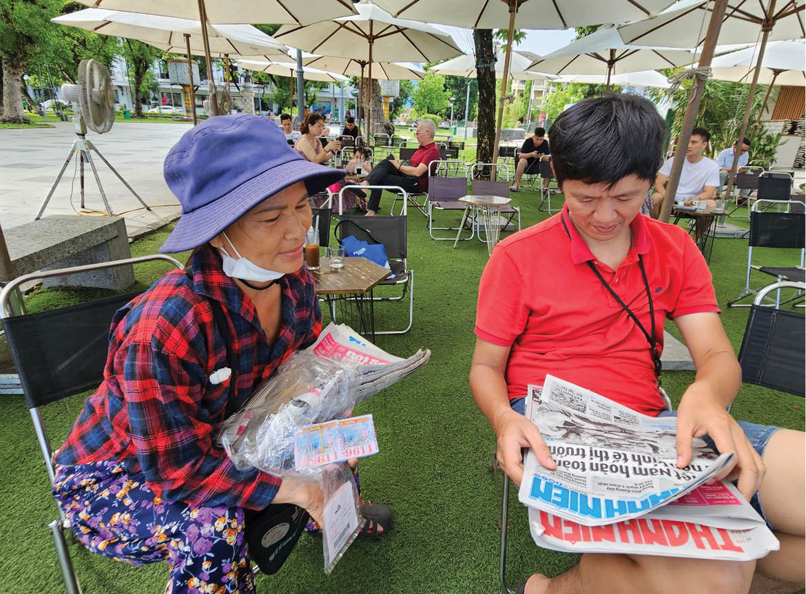 Thăng trầm nghề bán báo dạo