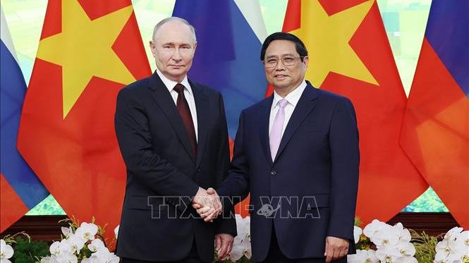 Thủ tướng Phạm Minh Chính hội kiến Tổng thống Liên bang Nga Vladimir Putin