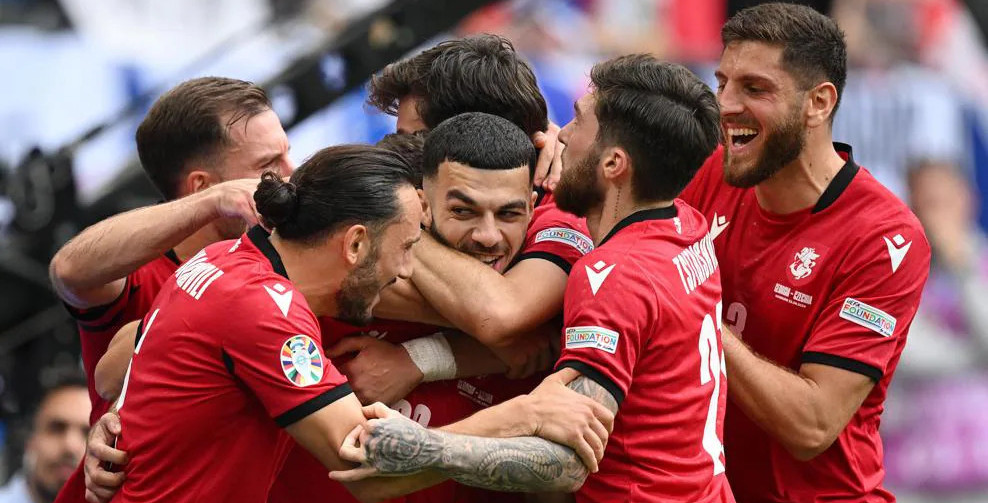 Gruzia giành điểm số đầu tiên, các ông lớn ra oai