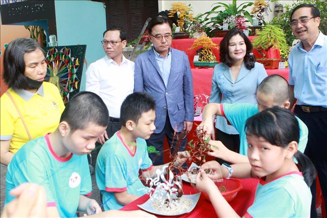 Đề xuất tăng mức chuẩn trợ cấp xã hội lên 500 000 đồng tháng từ ngày 1 7 2024