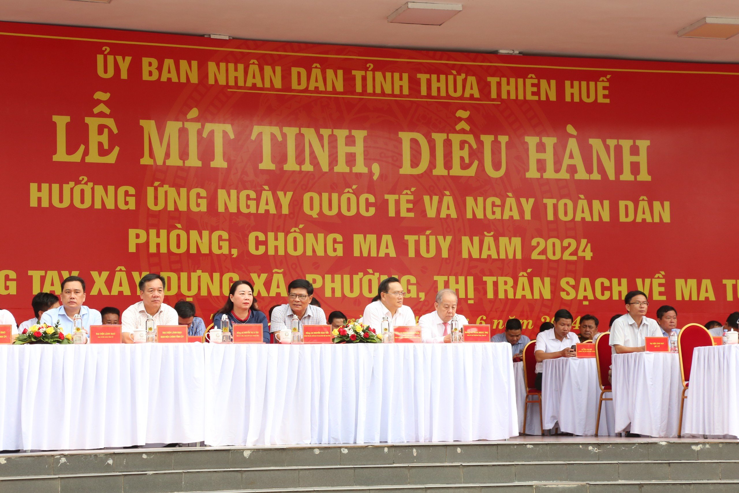 Chung tay xây dựng xã, phường sạch ma túy