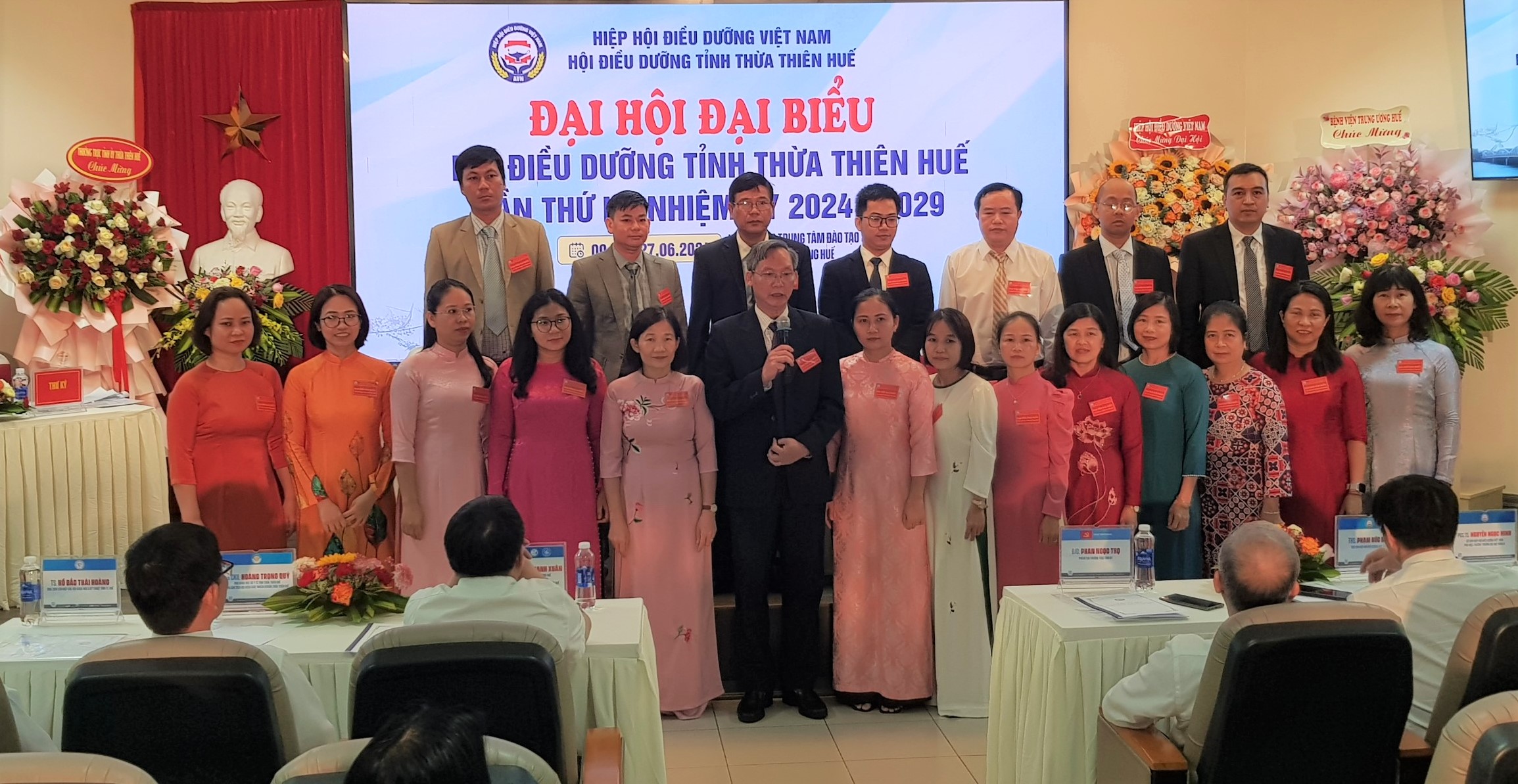 Xây dựng hình ảnh người điều dưỡng chuyên nghiệp, tận tâm, hội nhập