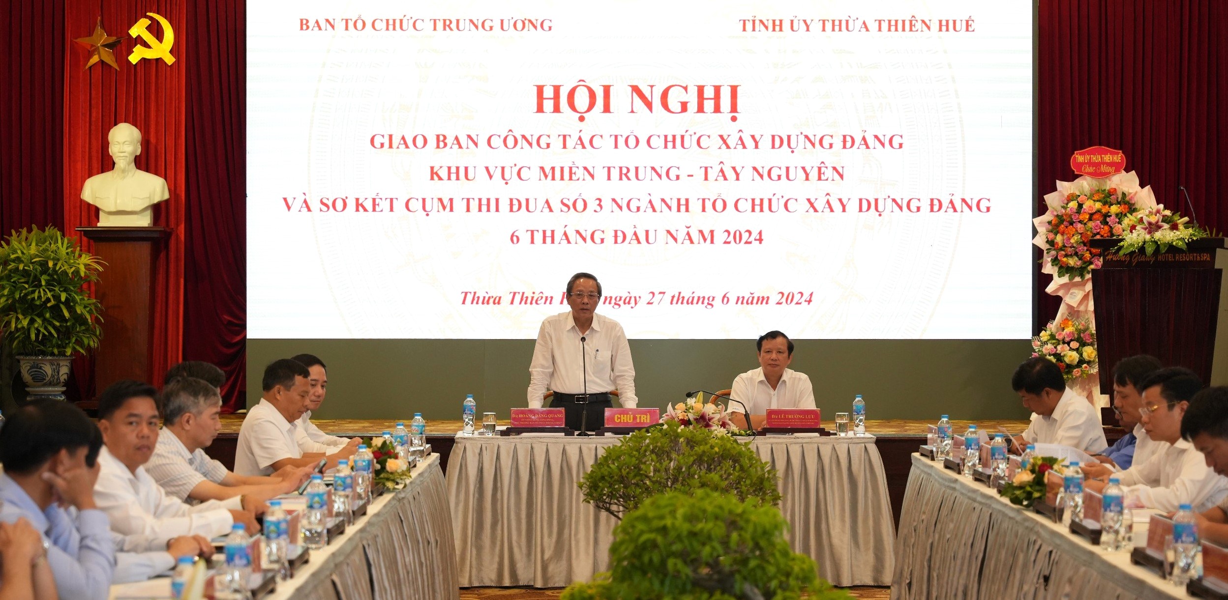 Giao ban công tác tổ chức xây dựng Đảng khu vực miền Trung – Tây Nguyên