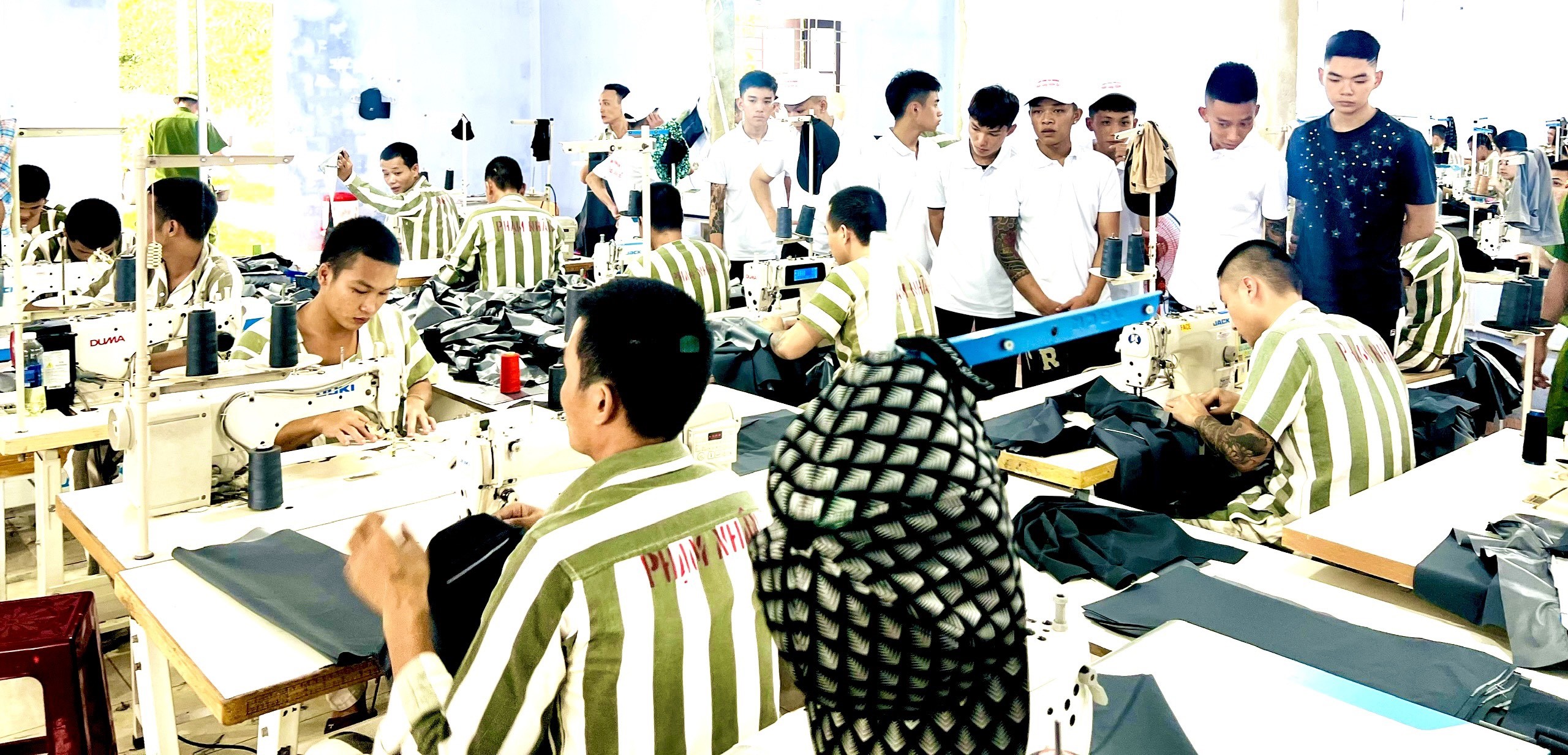 “Thắp sáng niềm tin” lần thứ 1 năm 2024