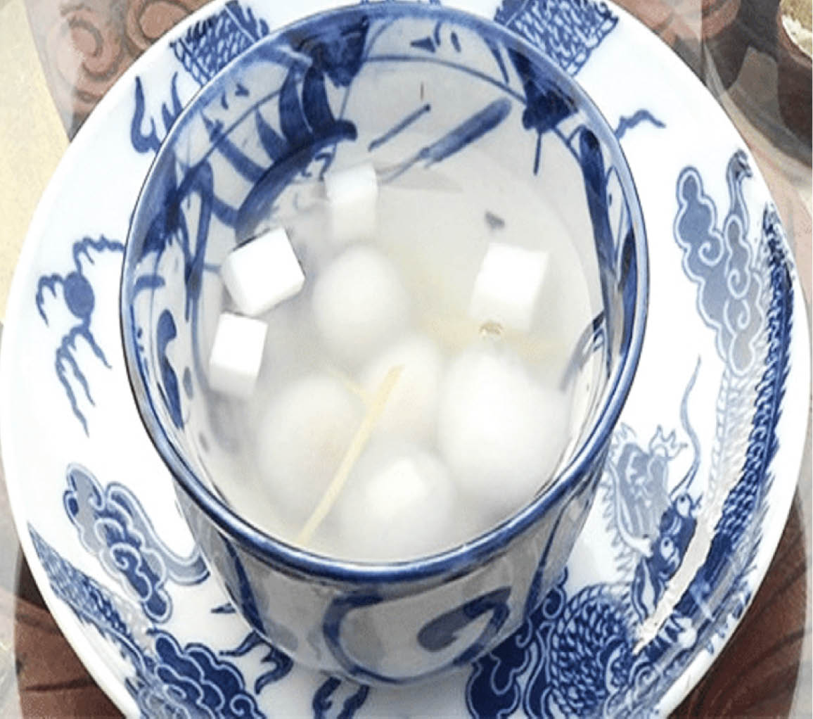 Trở về tuổi thơ với chè bột lọc bọc dừa