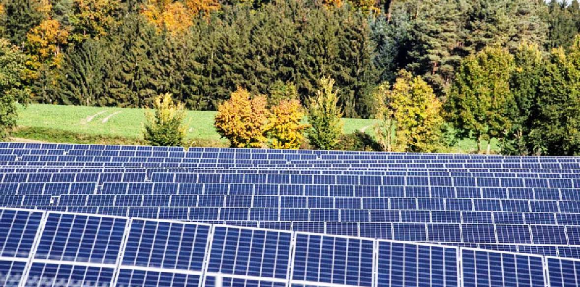 3 4 lượng điện của EU trong năm 2024 được tạo ra từ các nguồn không phát thải CO2