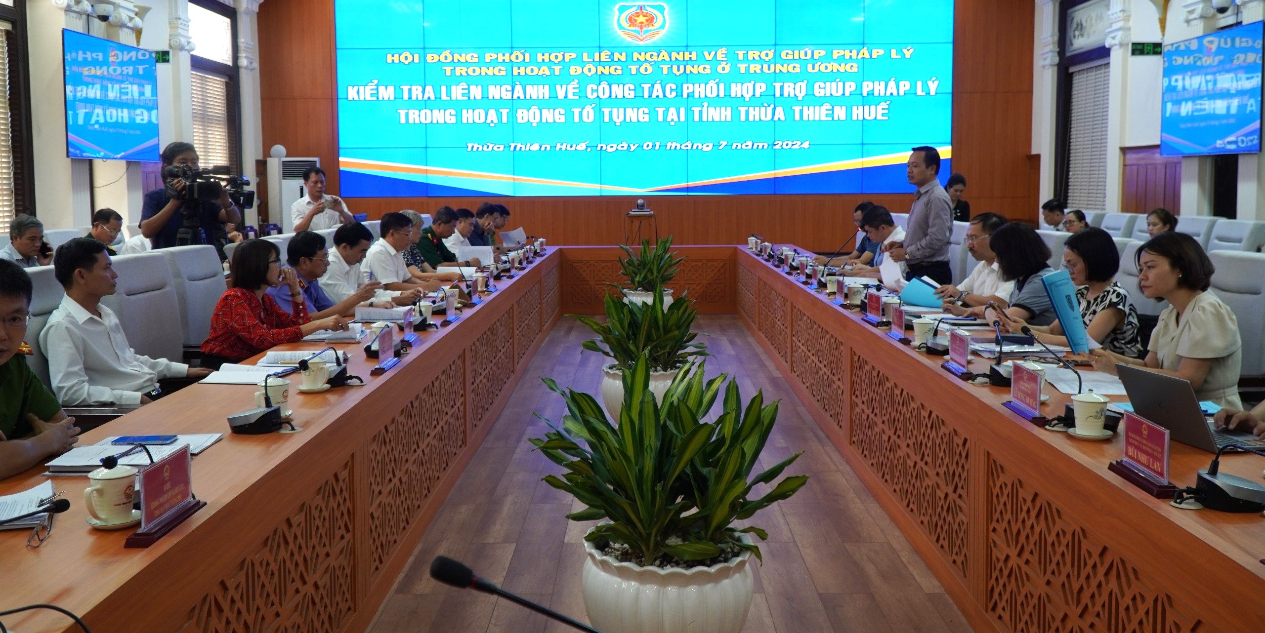 Đẩy mạnh truyền thông, giúp người dân tiếp cận và sử dụng dịch vụ trợ giúp pháp lý